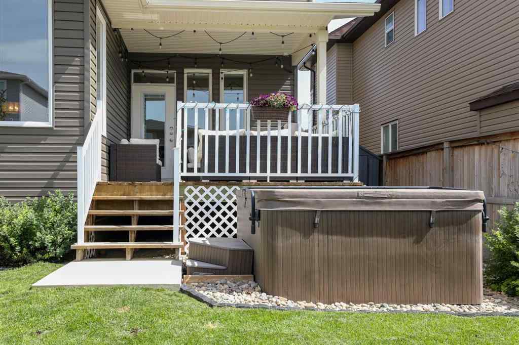 MLS® A2260582 - 100 Riverhurst Cove W in Riverstone Lethbridge, Residential