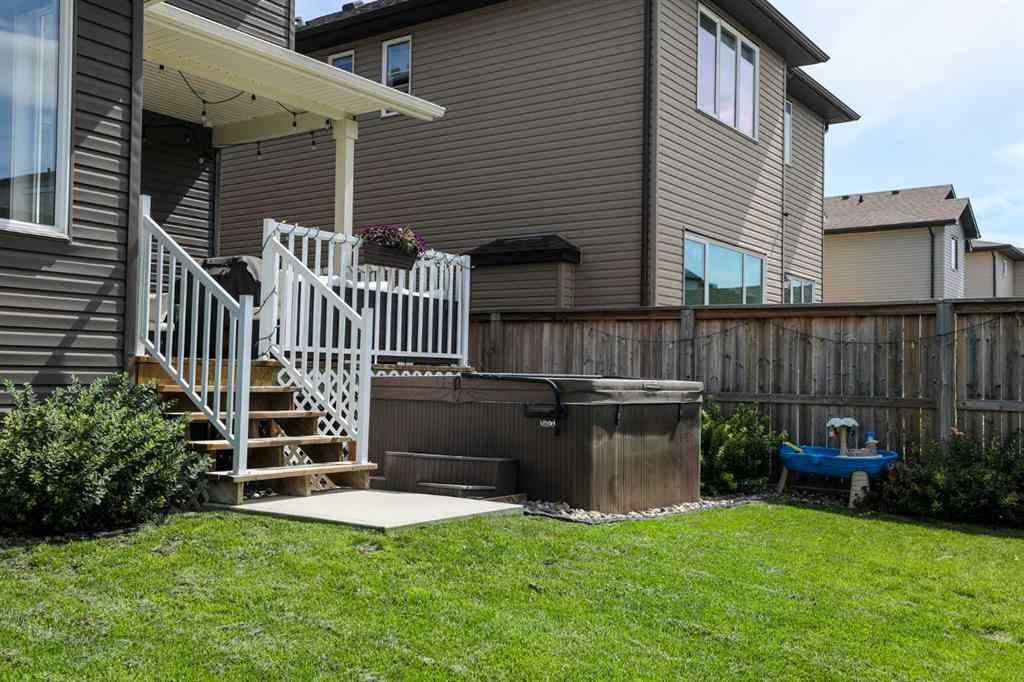 MLS® A2260582 - 100 Riverhurst Cove W in Riverstone Lethbridge, Residential