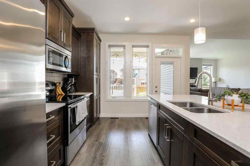 MLS® A2260582 - 100 Riverhurst Cove W in Riverstone Lethbridge, Residential