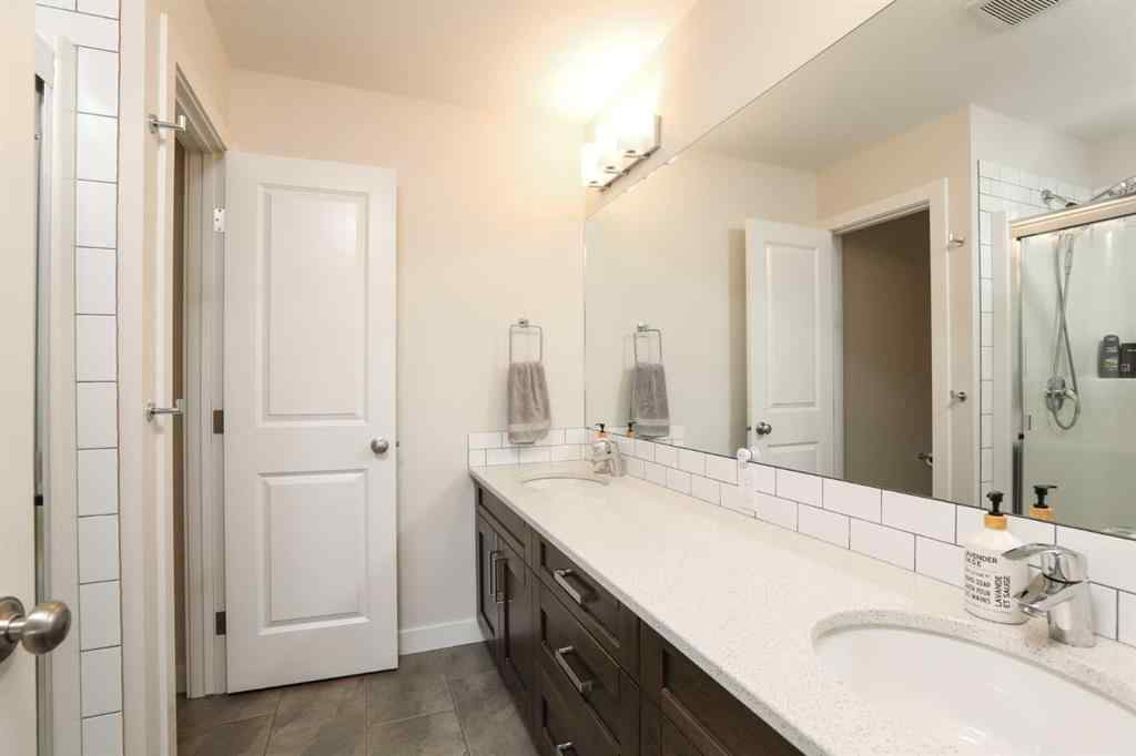 MLS® A2260582 - 100 Riverhurst Cove W in Riverstone Lethbridge, Residential