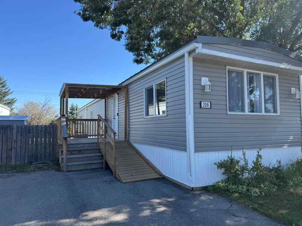 MLS® A2260583 - 206 Polar Avenue  in NONE High River, Mobile