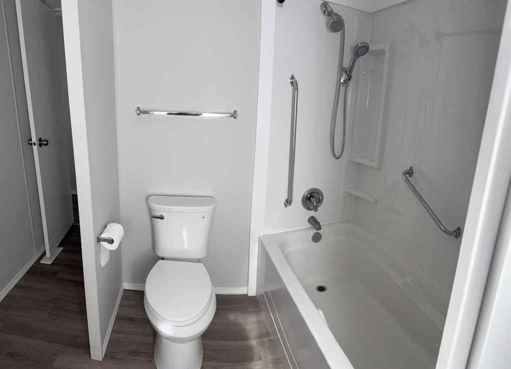 MLS® A2260583 - 206 Polar Avenue  in NONE High River, Mobile