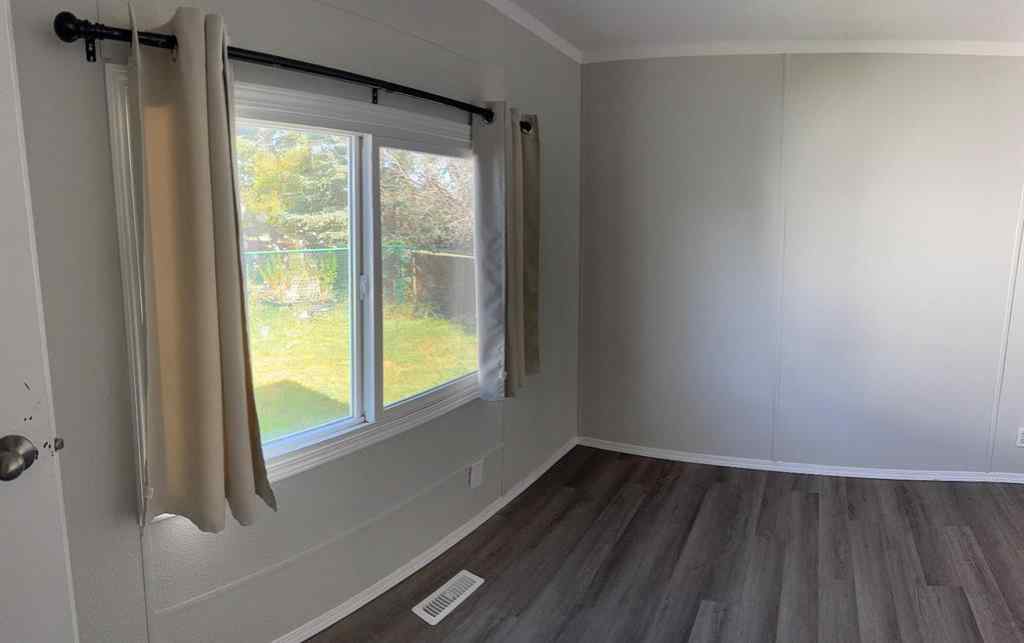 MLS® A2260583 - 206 Polar Avenue  in NONE High River, Mobile