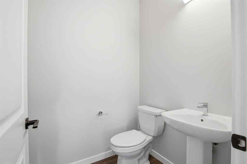 MLS® A2260584 - 119 Chinook Winds Manor SW in Chinook Gate Airdrie, Residential