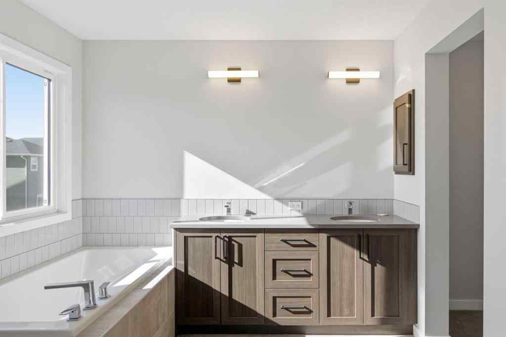 MLS® A2260584 - 119 Chinook Winds Manor SW in Chinook Gate Airdrie, Residential