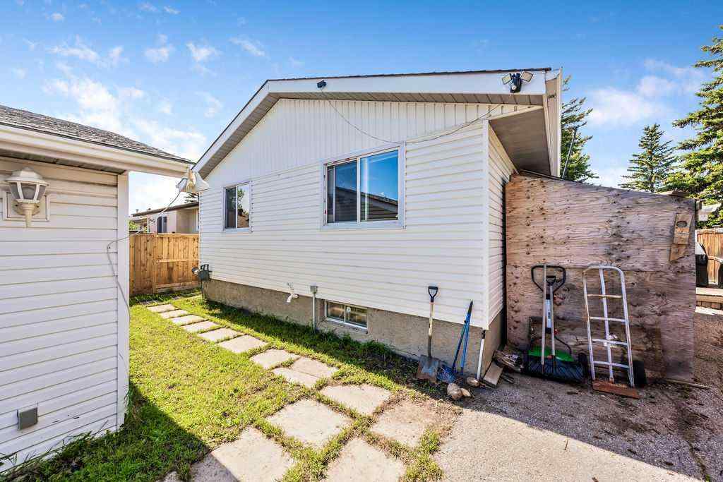 MLS® A2260586 - 354 Maitland Hill NE in Marlborough Park Calgary, Residential