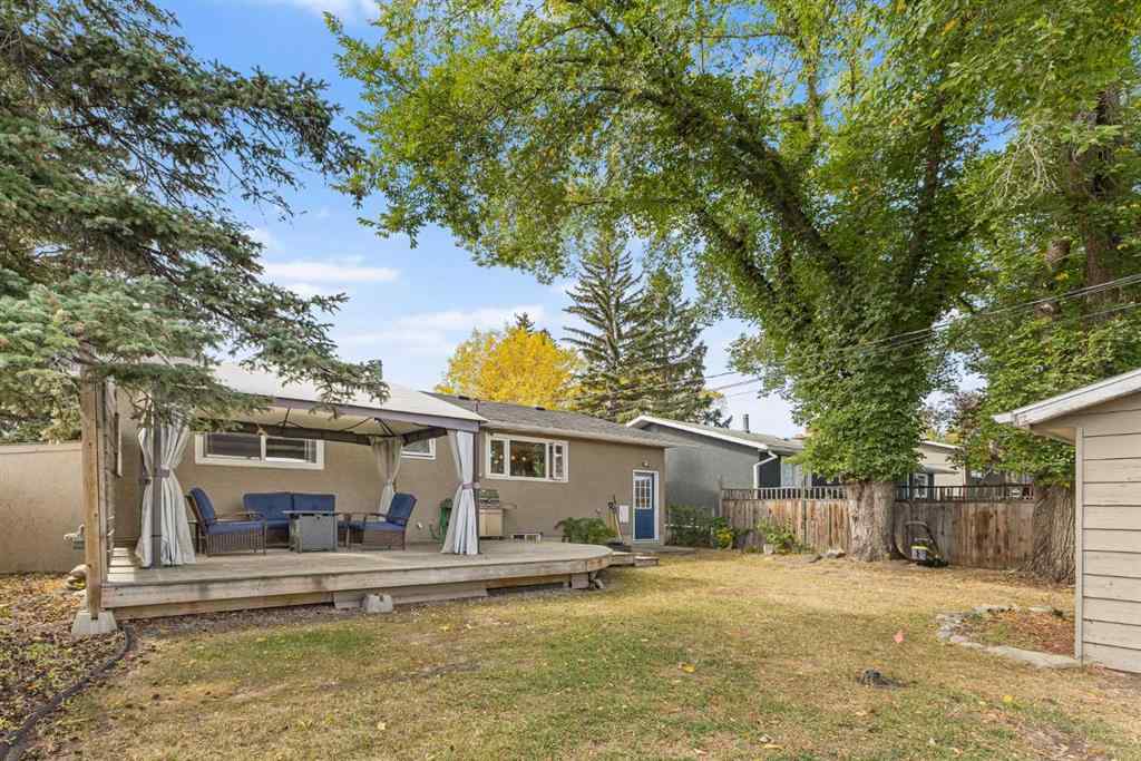 MLS® A2260594 - 8516 Addison Drive SE in Acadia Calgary, Residential