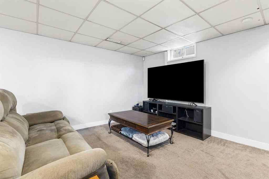 MLS® A2260594 - 8516 Addison Drive SE in Acadia Calgary, Residential