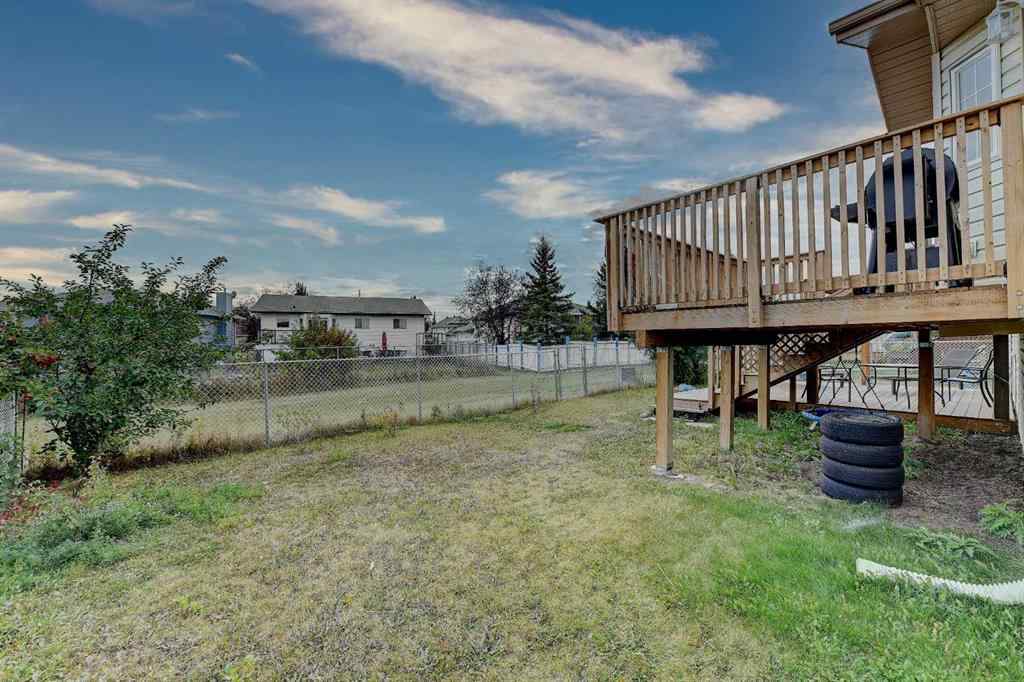 MLS® A2260597 - 7911 107 Street  in Mission Heights Grande Prairie, Residential