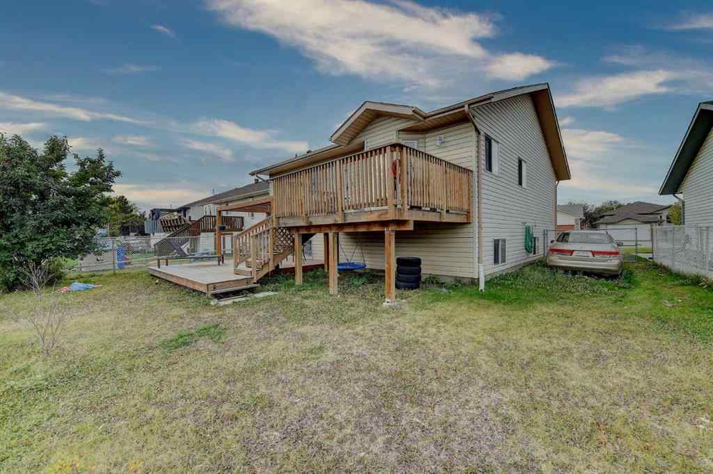 MLS® A2260597 - 7911 107 Street  in Mission Heights Grande Prairie, Residential