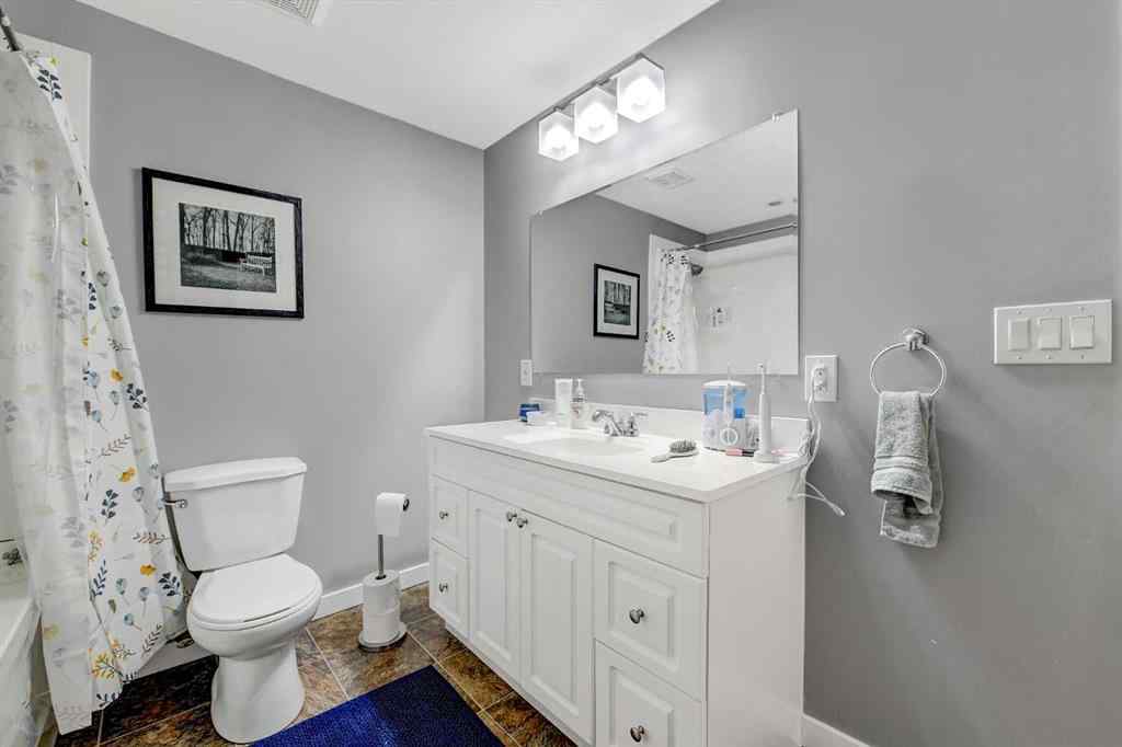 MLS® A2260597 - 7911 107 Street  in Mission Heights Grande Prairie, Residential