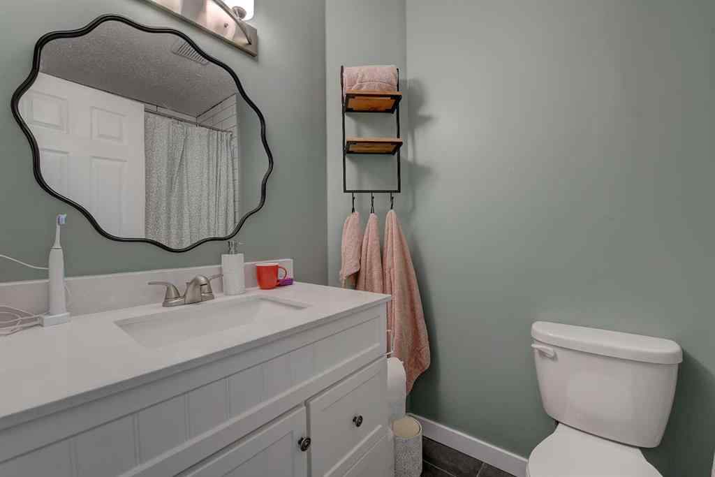 MLS® A2260597 - 7911 107 Street  in Mission Heights Grande Prairie, Residential