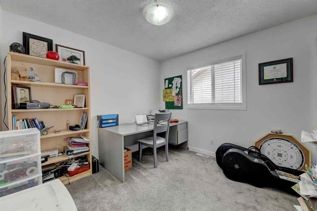 MLS® A2260597 - 7911 107 Street  in Mission Heights Grande Prairie, Residential