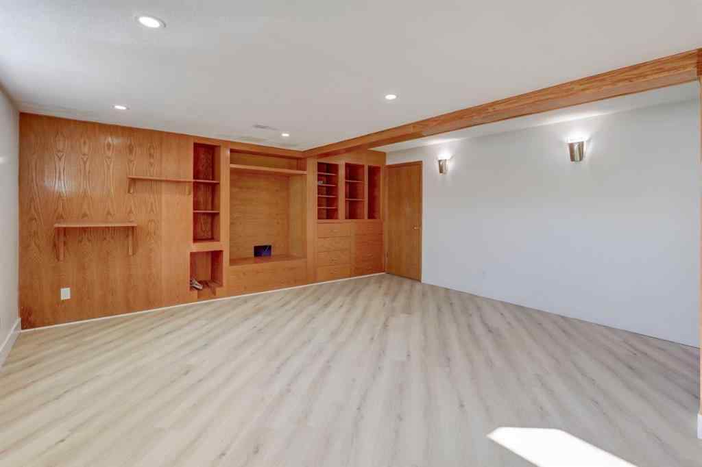 MLS® A2260598 - 262107 Poplar Hill Drive  in Bearspaw_Calg Rural Rocky View County, Residential