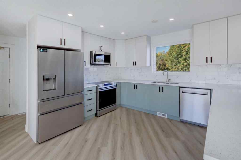 MLS® A2260598 - 262107 Poplar Hill Drive  in Bearspaw_Calg Rural Rocky View County, Residential