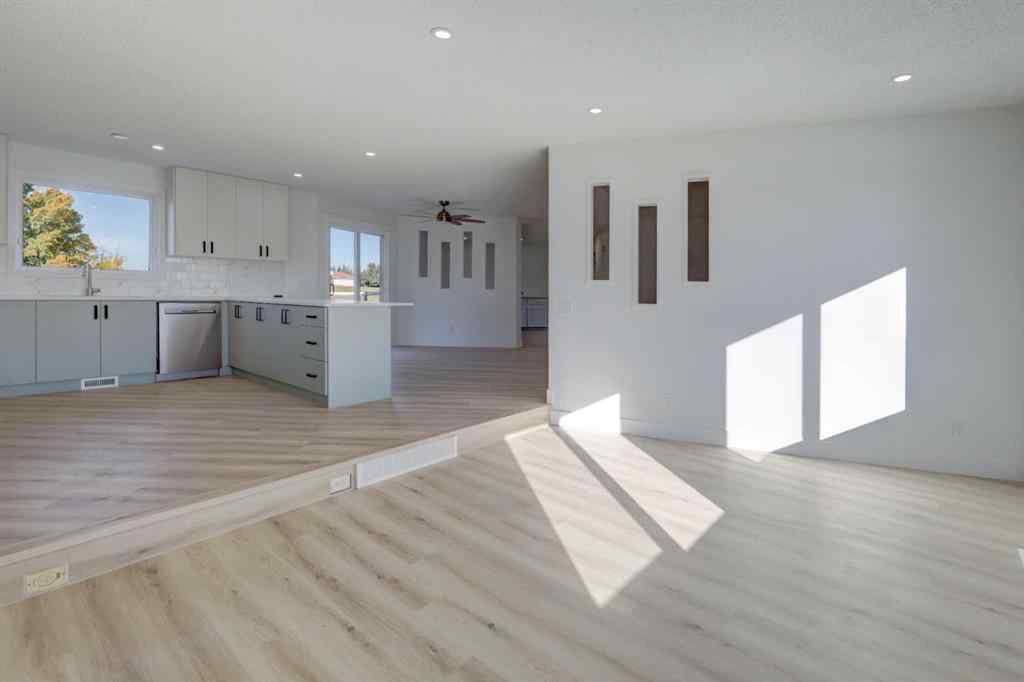 MLS® A2260598 - 262107 Poplar Hill Drive  in Bearspaw_Calg Rural Rocky View County, Residential