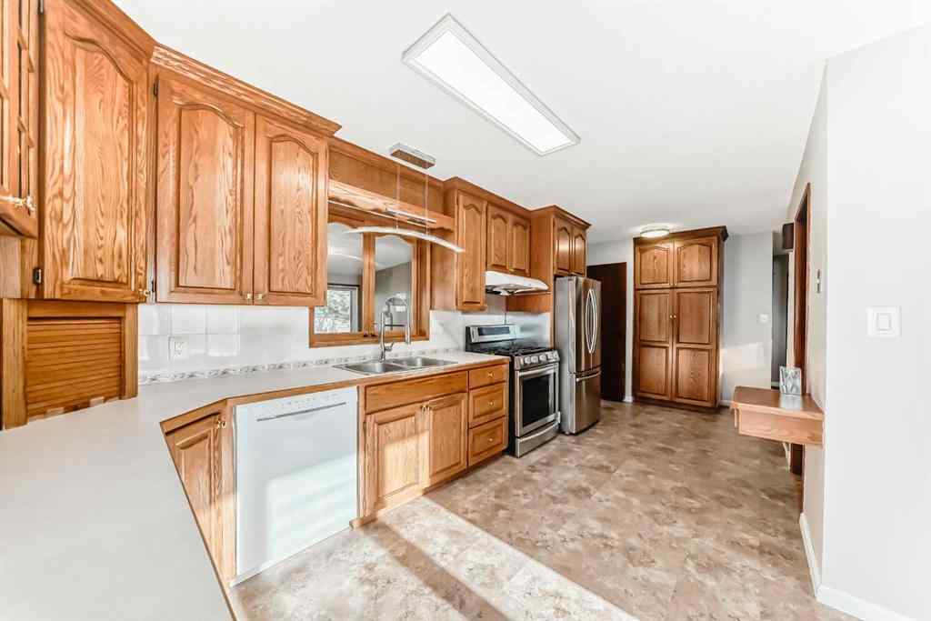 MLS® A2260599 - 32276 Highway 2 A   in NONE Rural Mountain View County, Residential