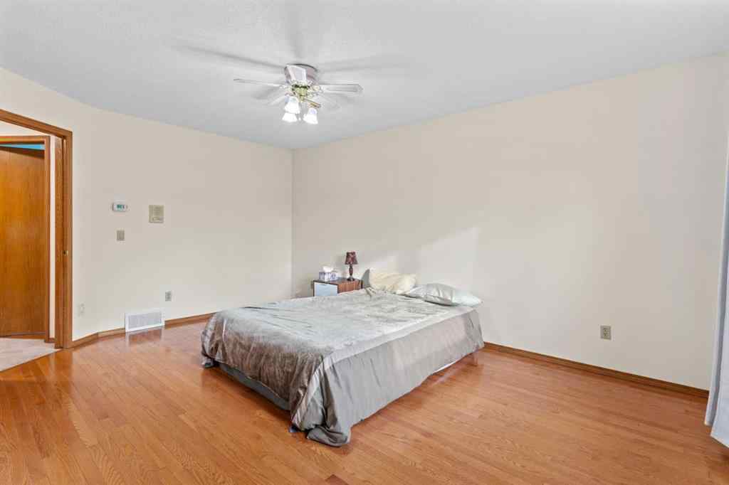 MLS® A2260607 - 1024 Santana Road NW in Sandstone Valley Calgary, Residential