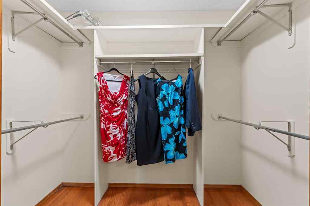 MLS® A2260607 - 1024 Santana Road NW in Sandstone Valley Calgary, Residential