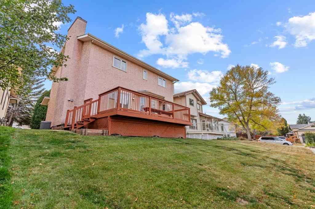 MLS® A2260607 - 1024 Santana Road NW in Sandstone Valley Calgary, Residential