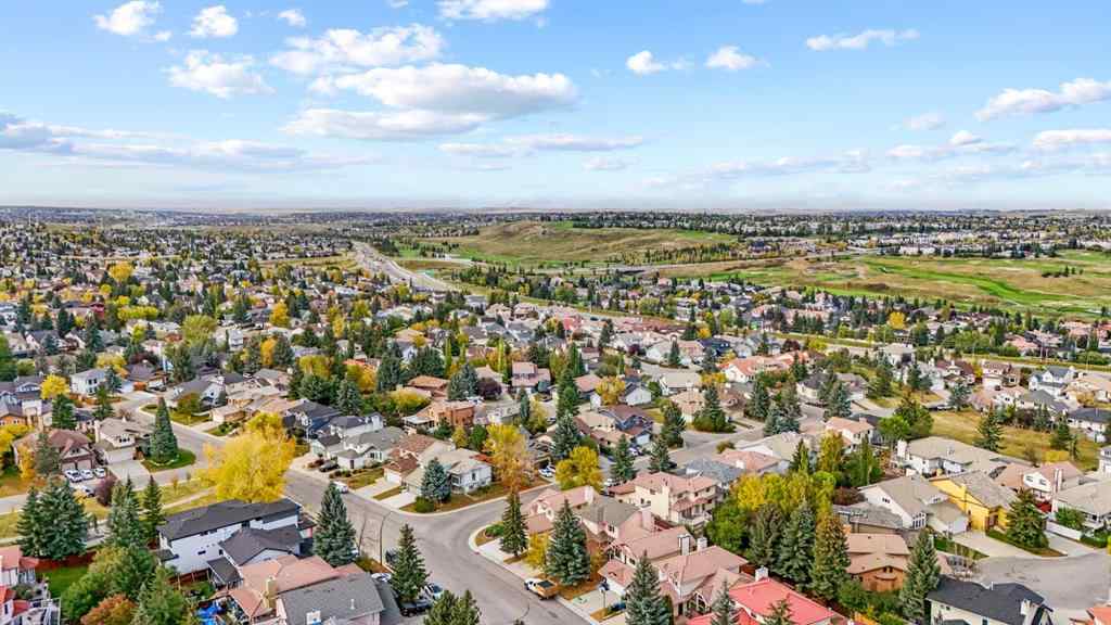 MLS® A2260607 - 1024 Santana Road NW in Sandstone Valley Calgary, Residential