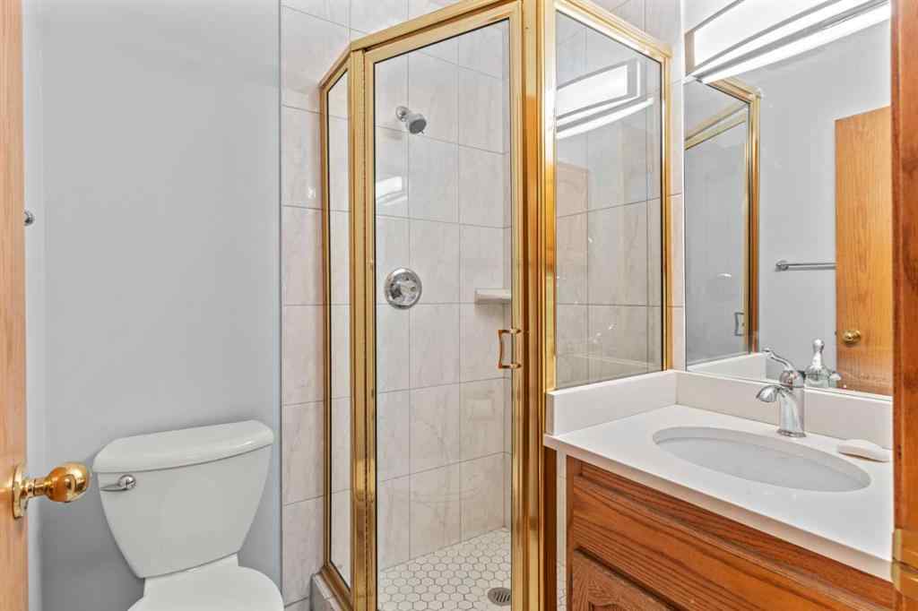 MLS® A2260607 - 1024 Santana Road NW in Sandstone Valley Calgary, Residential