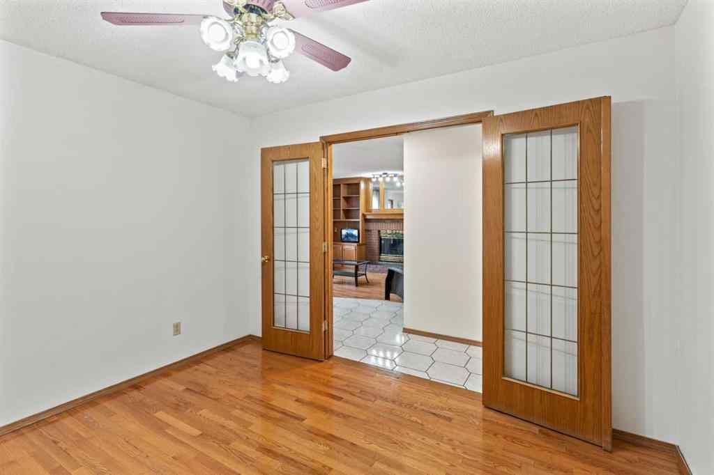 MLS® A2260607 - 1024 Santana Road NW in Sandstone Valley Calgary, Residential