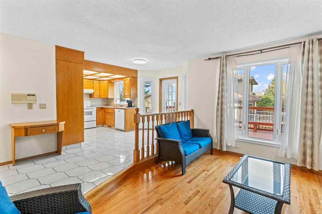 MLS® A2260607 - 1024 Santana Road NW in Sandstone Valley Calgary, Residential