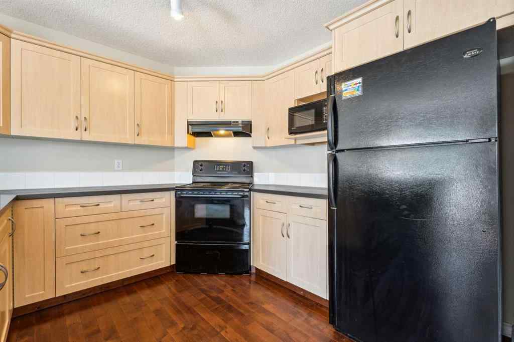 MLS® A2260611 - 73 Rocky Ridge Heath NW in Rocky Ridge Calgary, Residential