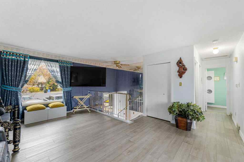 MLS® A2260622 - 305 Whitehill Place NE in Whitehorn Calgary, Residential