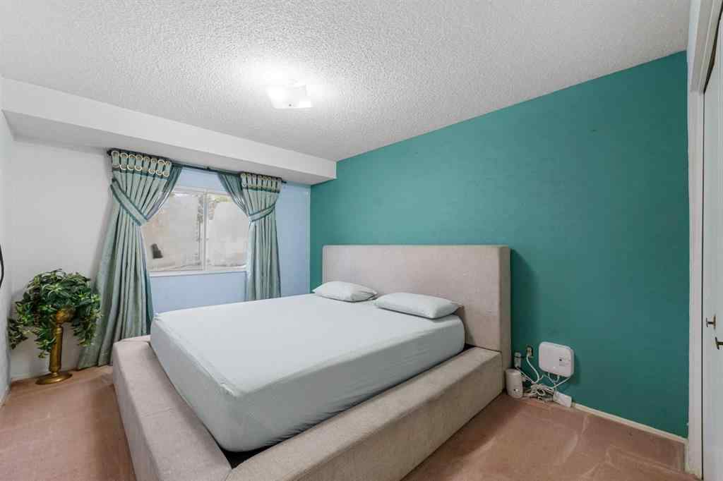 MLS® A2260622 - 305 Whitehill Place NE in Whitehorn Calgary, Residential