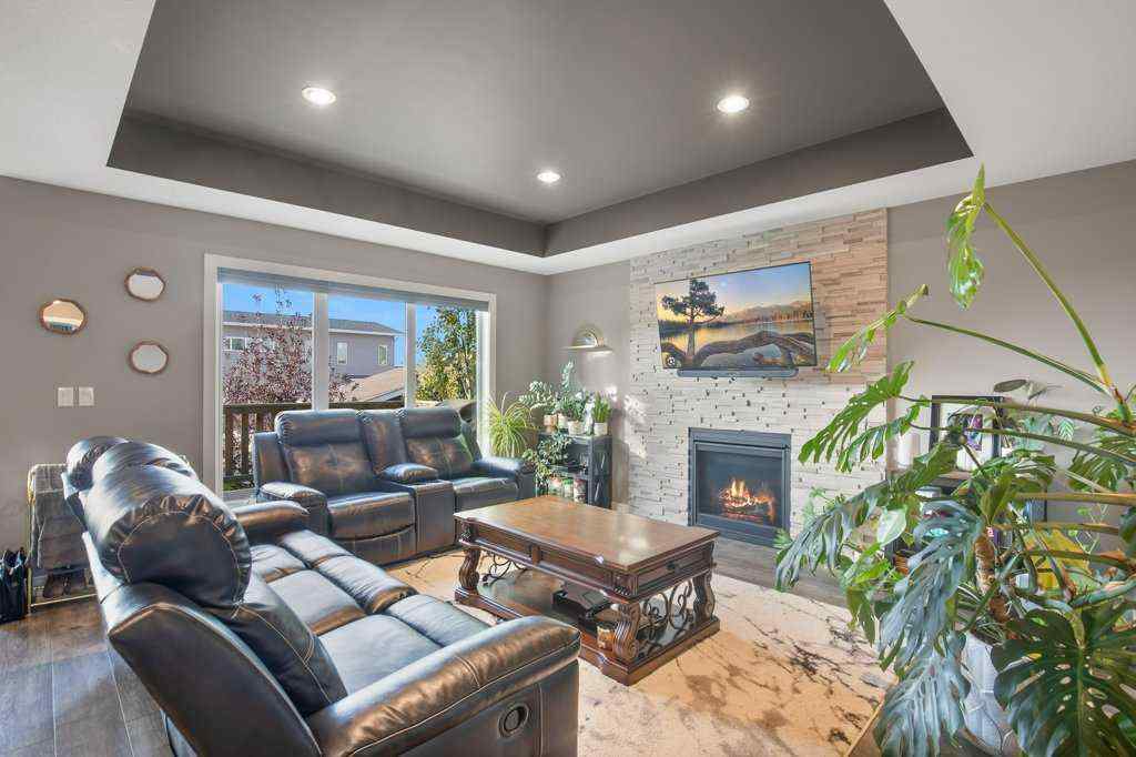 MLS® A2260627 - 371 Lancaster Drive  in Lancaster Meadows Red Deer, Residential