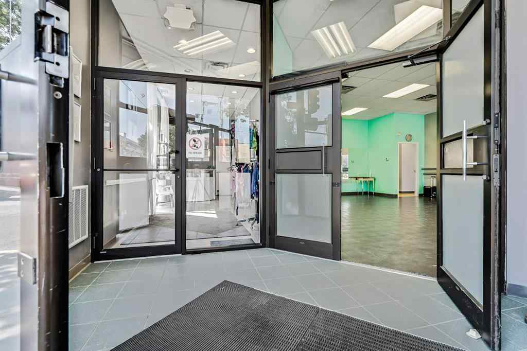 MLS® A2260629 - 4916 50 Avenue   in Central Business District Lloydminster, Commercial