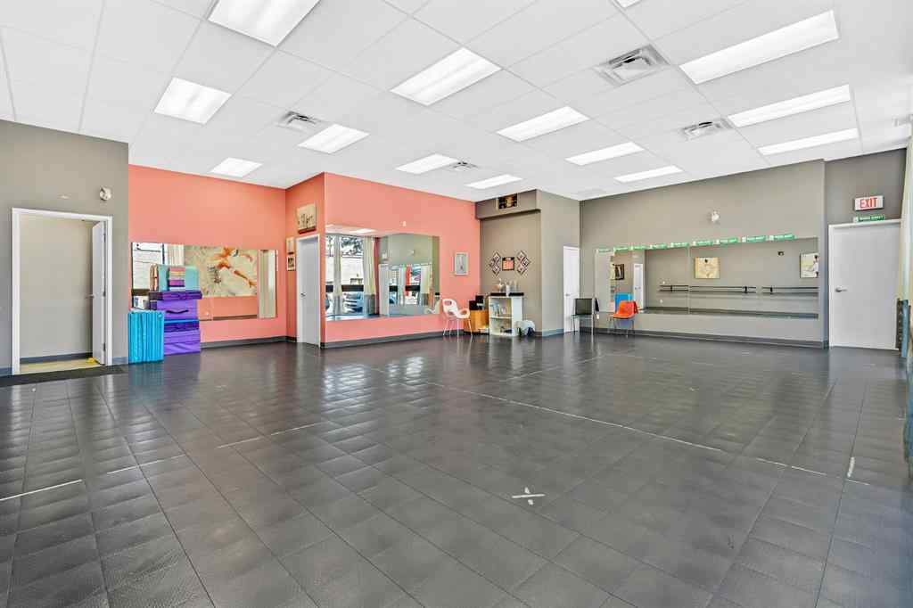 MLS® A2260629 - 4916 50 Avenue   in Central Business District Lloydminster, Commercial