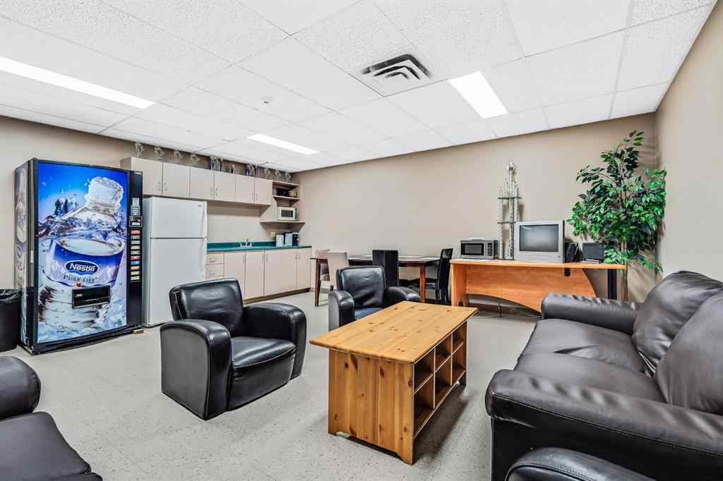 MLS® A2260629 - 4916 50 Avenue   in Central Business District Lloydminster, Commercial