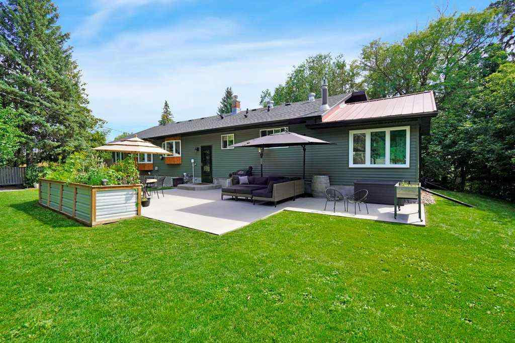 MLS® A2260630 - 4134 47 Street  in Grandview Red Deer, Residential