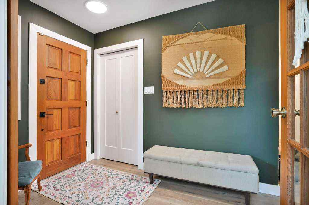 MLS® A2260630 - 4134 47 Street  in Grandview Red Deer, Residential