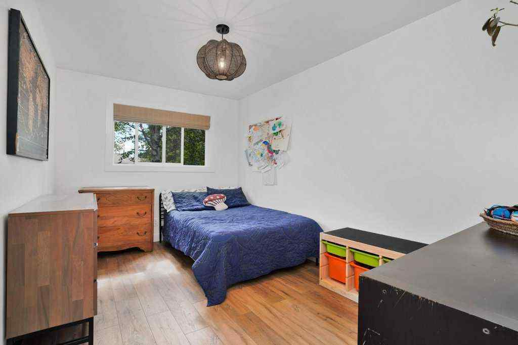 MLS® A2260630 - 4134 47 Street  in Grandview Red Deer, Residential