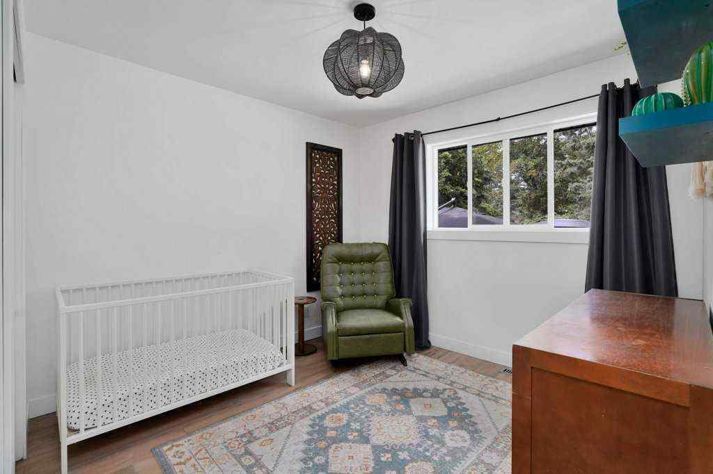 MLS® A2260630 - 4134 47 Street  in Grandview Red Deer, Residential