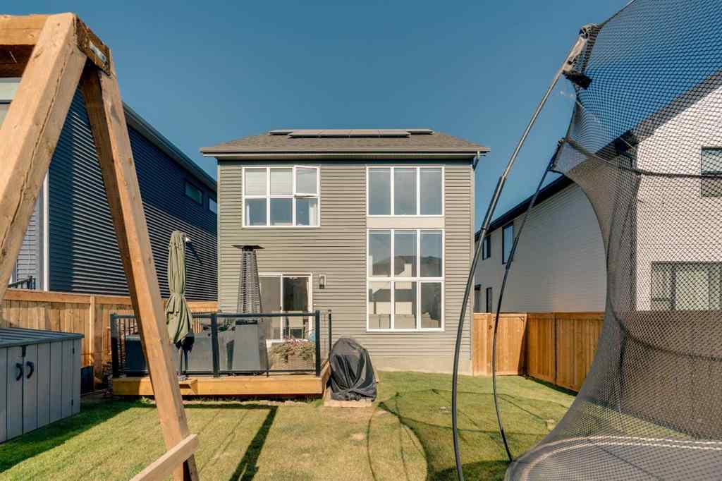 MLS® A2260631 - 20 Edith Crescent NW in Glacier Ridge Calgary, Residential