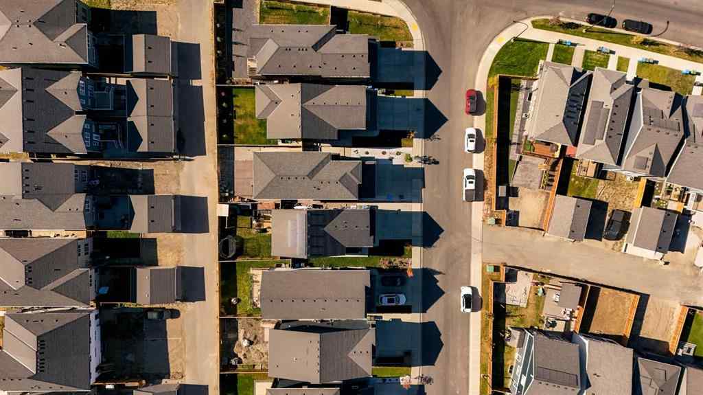 MLS® A2260631 - 20 Edith Crescent NW in Glacier Ridge Calgary, Residential