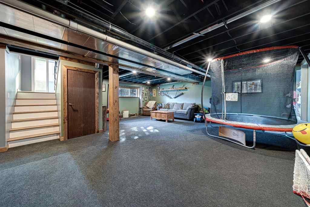 MLS® A2260633 - 21009 21 Avenue  in NONE Bellevue, Residential