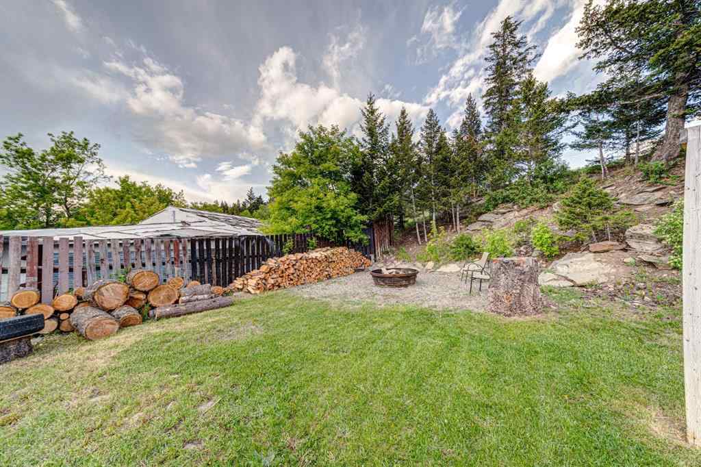 MLS® A2260633 - 21009 21 Avenue  in NONE Bellevue, Residential