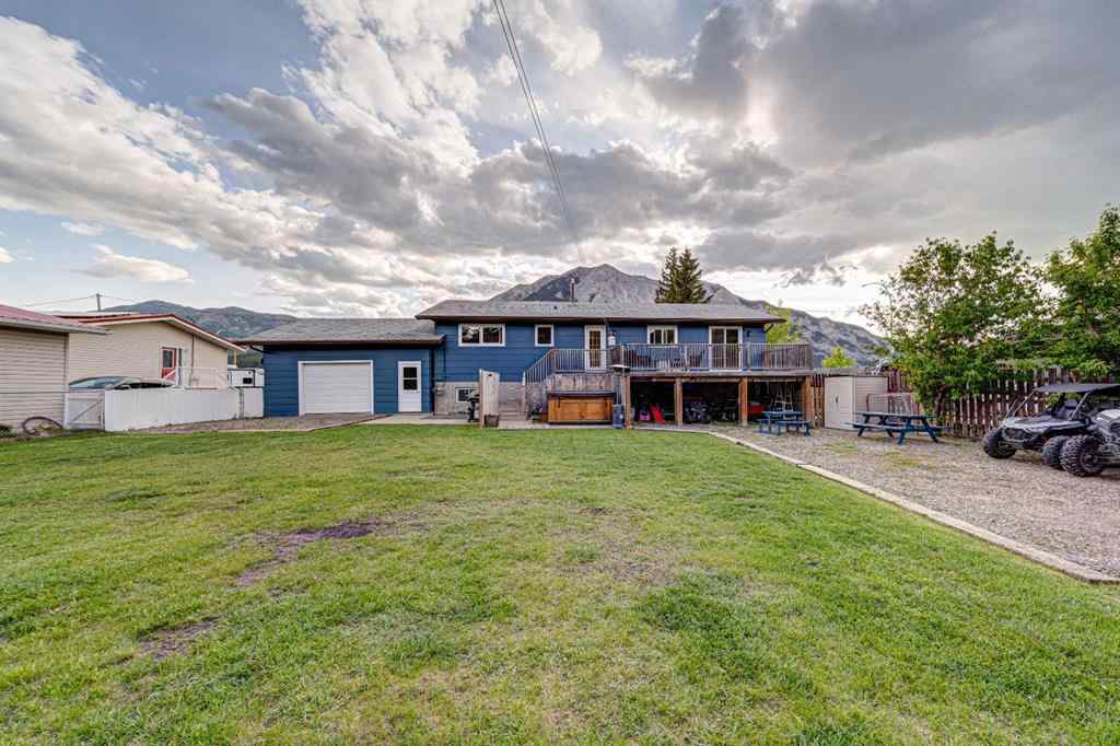 MLS® A2260633 - 21009 21 Avenue  in NONE Bellevue, Residential