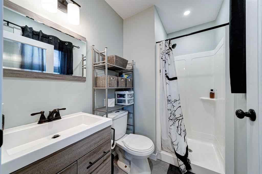 MLS® A2260633 - 21009 21 Avenue  in NONE Bellevue, Residential