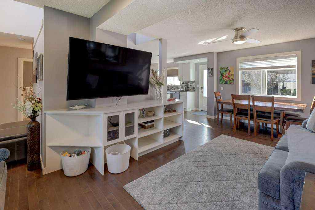 MLS® A2260634 - 43 Canoe Square SW in Canals Airdrie, Residential