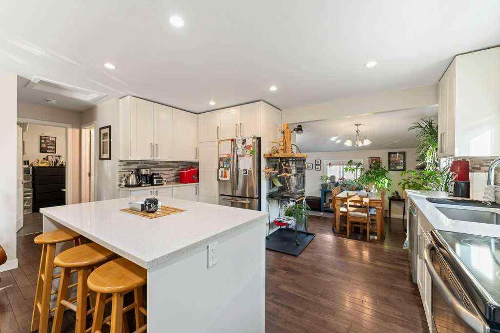 MLS® A2260635 - 4640 81 Street NW in Bowness Calgary, Residential