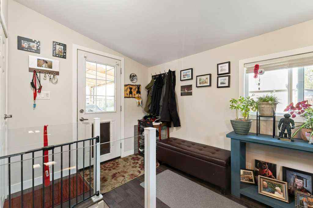 MLS® A2260635 - 4640 81 Street NW in Bowness Calgary, Residential