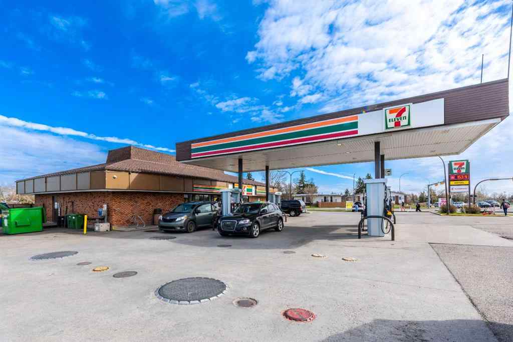 MLS® A2260636 - Unit #301 5404 10 Avenue SE in Penbrooke Meadows Calgary, Residential