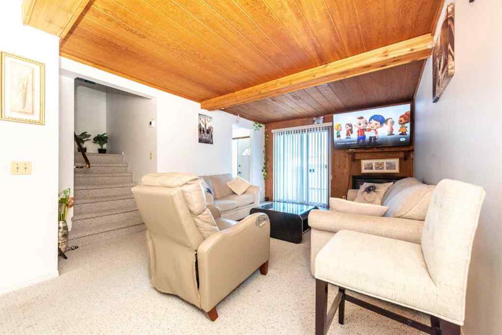 MLS® A2260636 - Unit #301 5404 10 Avenue SE in Penbrooke Meadows Calgary, Residential